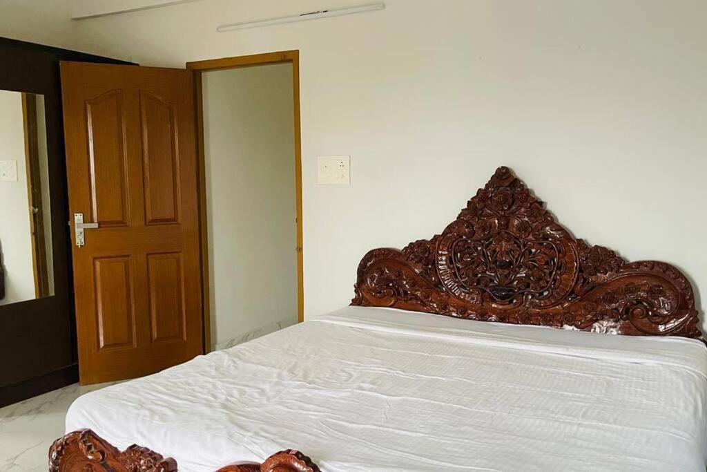 Rajamandiram 3Bhk Ac Apartment In Trivandrum Central Thiruvananthapuram Exterior photo