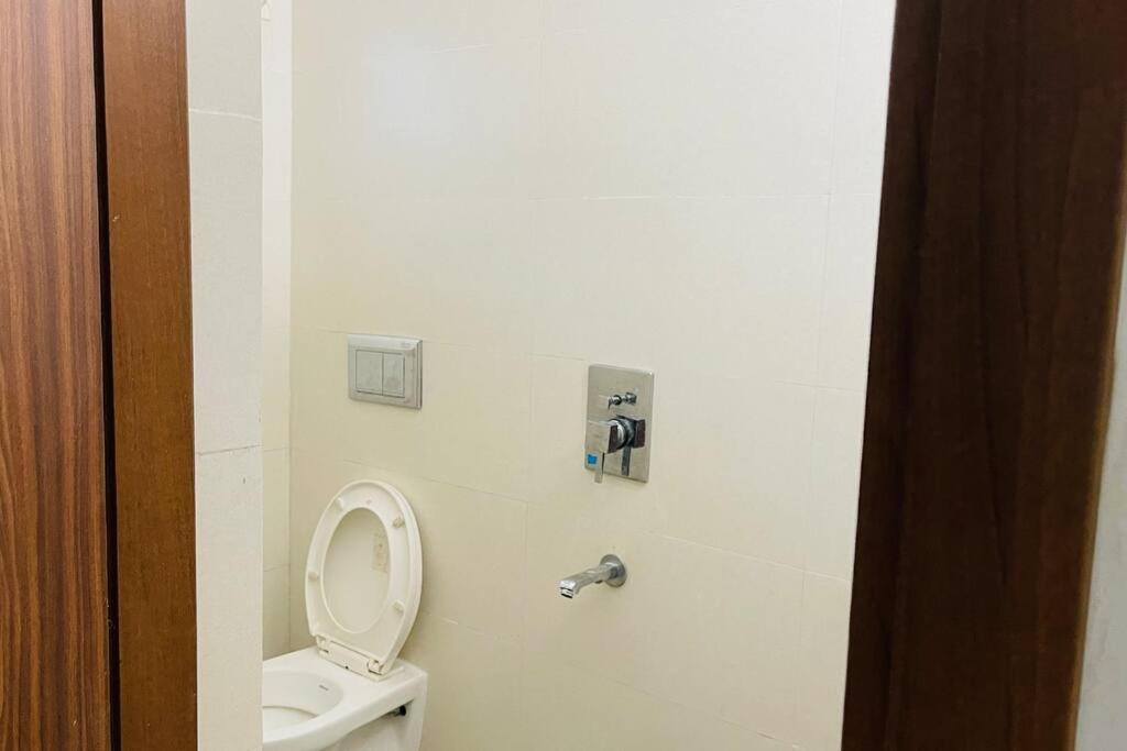 Rajamandiram 3Bhk Ac Apartment In Trivandrum Central Thiruvananthapuram Exterior photo