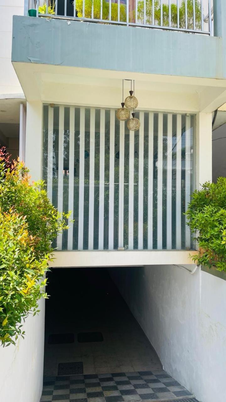 Rajamandiram 3Bhk Ac Apartment In Trivandrum Central Thiruvananthapuram Exterior photo